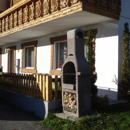 Farm stay Haus Mondspitze Buerserberg