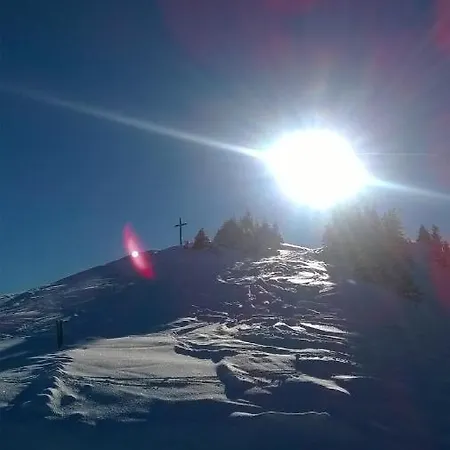 Haus Mondspitze Farm stay Buerserberg