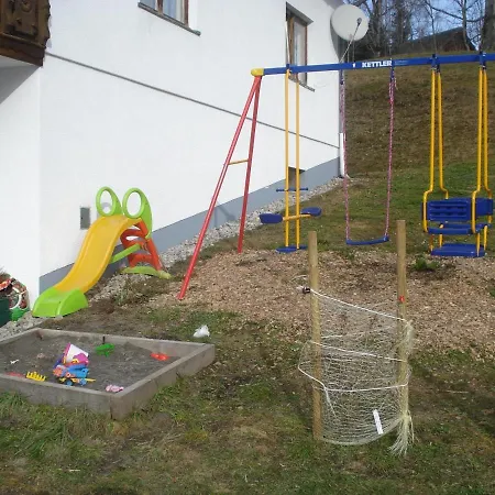 Haus Mondspitze Farm stay