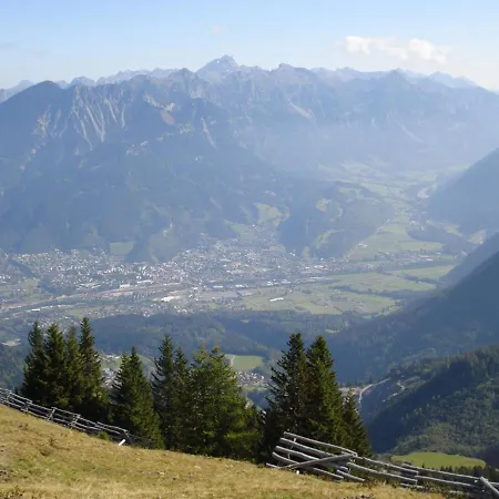 Haus Mondspitze Farm stay